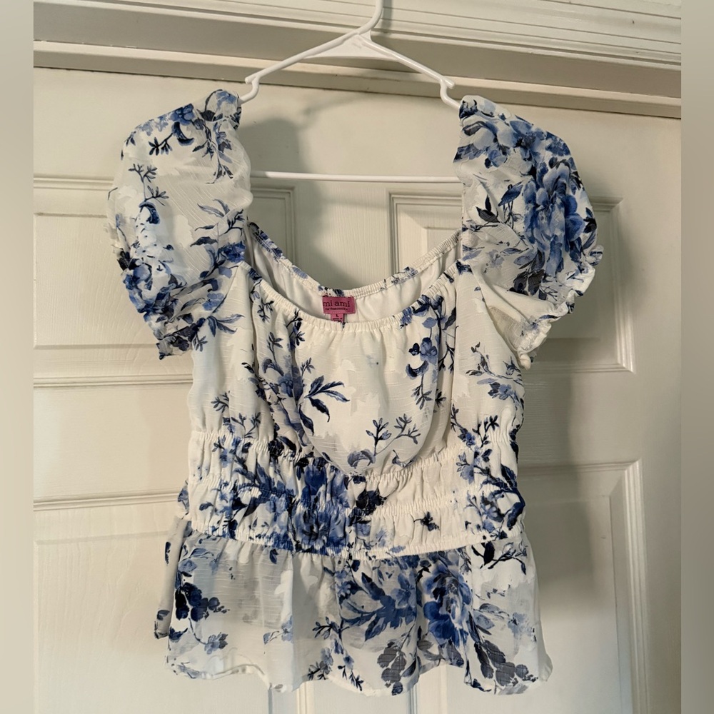 Blue Floral Puff Sleeve Blouse